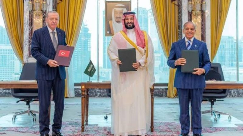 لماذا تُعد اتفاقية مكة للدفاع المشترك تحولاً في أمن الشرق الأوسط؟