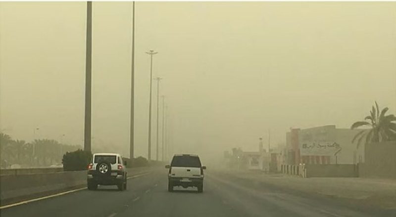كيفية التعامل مع الضباب في المنطقة الشرقية لضمان سلامتك