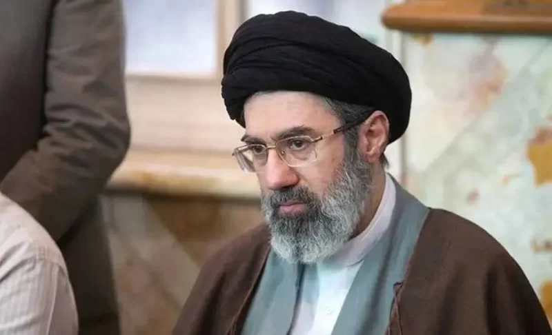 إعادة هيكلة القيادة العسكرية الإيرانية: تعزيز الولاء وتحديث الرؤية