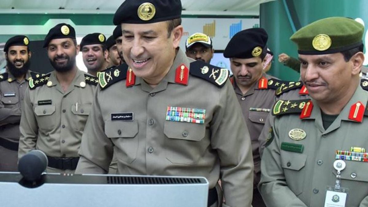 مراحل إجراءات القبول في كلية الملك فهد الأمنية الميدانية