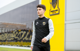تطورات رحيل أوناي هيرنانديز عن الاتحاد لتقليص الأجانب