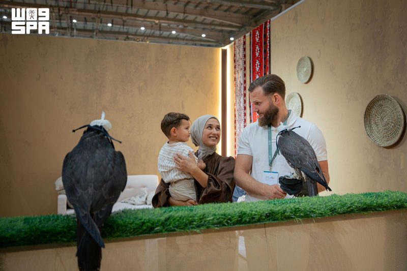 معايير الجودة العالمية في المزاد الدولي لمزارع إنتاج الصقور