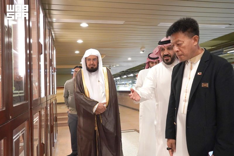 مجمع الملك فهد لطباعة المصحف الشريف يترجم معاني القرآن لـ 80 لغة