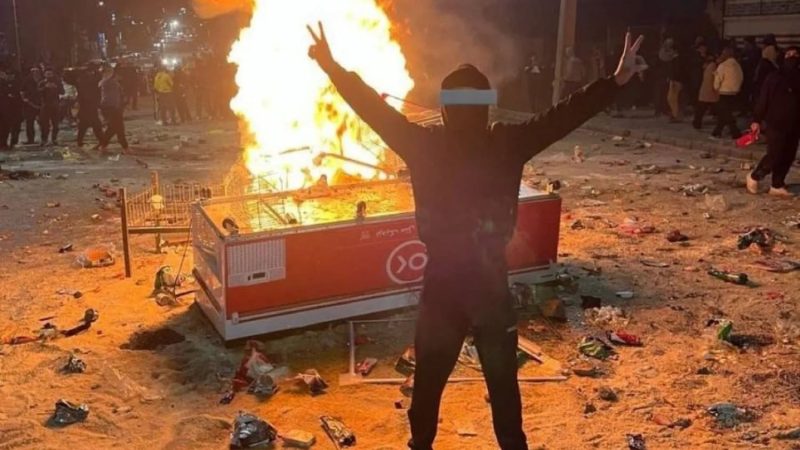 سيناريو الانفجار الشعبي: الحرس الثوري يحذر من احتجاجات إيران