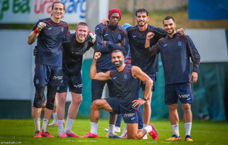 موعد مباراة محمد صلاح مع طرابزون سبور في ملحق الدوري الأوروبي
