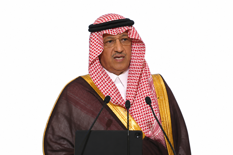 تطوير الكوادر التعليمية: تمكين المعلمين كركيزة أساسية للتحول