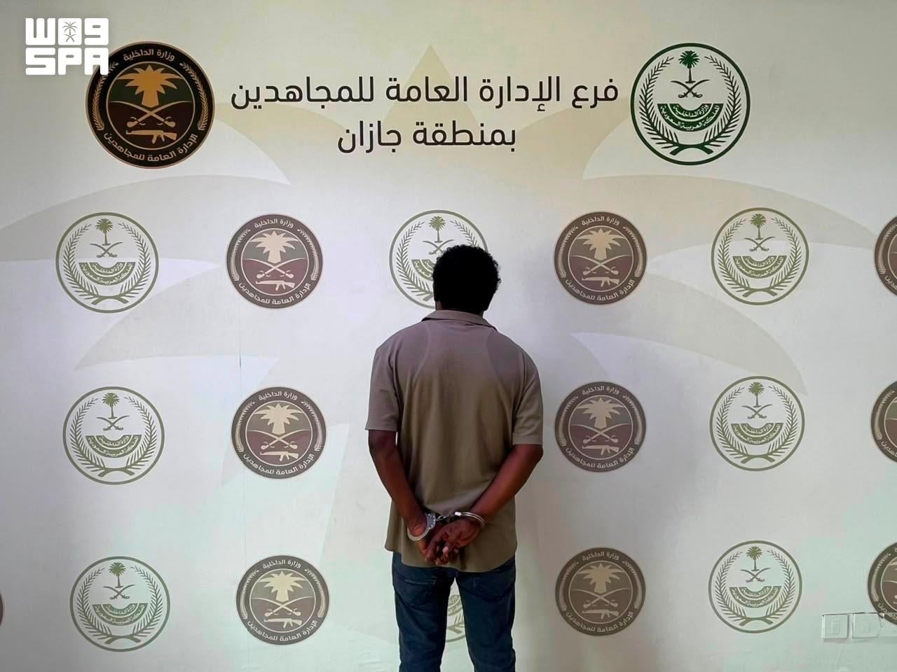 إحالة ناقل مخالفي نظام أمن الحدود للنيابة العامة لاستكمال الإجراءات